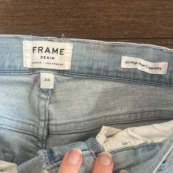 FRAME jeans - Picture 2 of 2